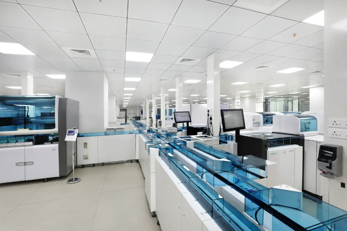 Sterile clinical setup for precise pathology sample collection and preparation